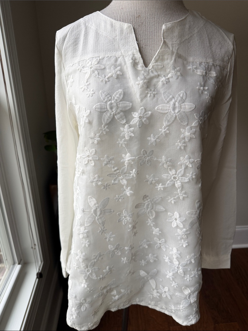 Women's Cream Embroidered Tunic Top - Elegant Floral Design